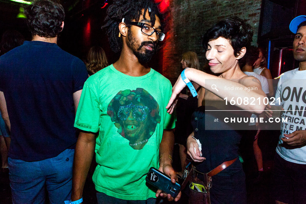 160821021 | 
Tajh (Sublimate NYC resident DJ Turtle Bugg) & woman. 
Electric Minds 10: Sublimate with Ben... | Team Chuubie