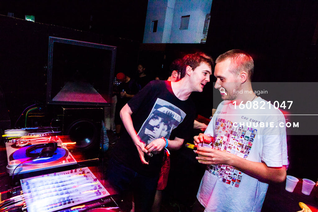 160821047 | 
Ben UFO (Ben Thomson) and Joy Orbison chats and smiles behind the decks!
Abstract views at Elect... | Team Chuubie