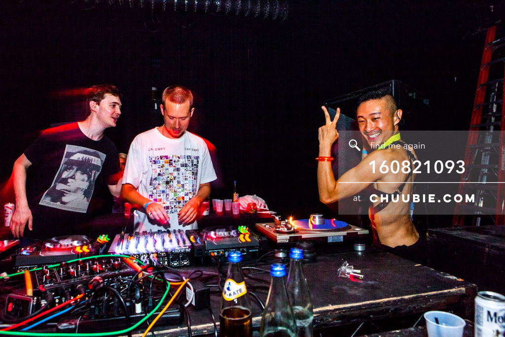 160821093 | 
Chuubie popping in for a quick selfie with Ben UFO (Ben Thomson) & Joy Orbison (Peter O'Grad... | Team Chuubie