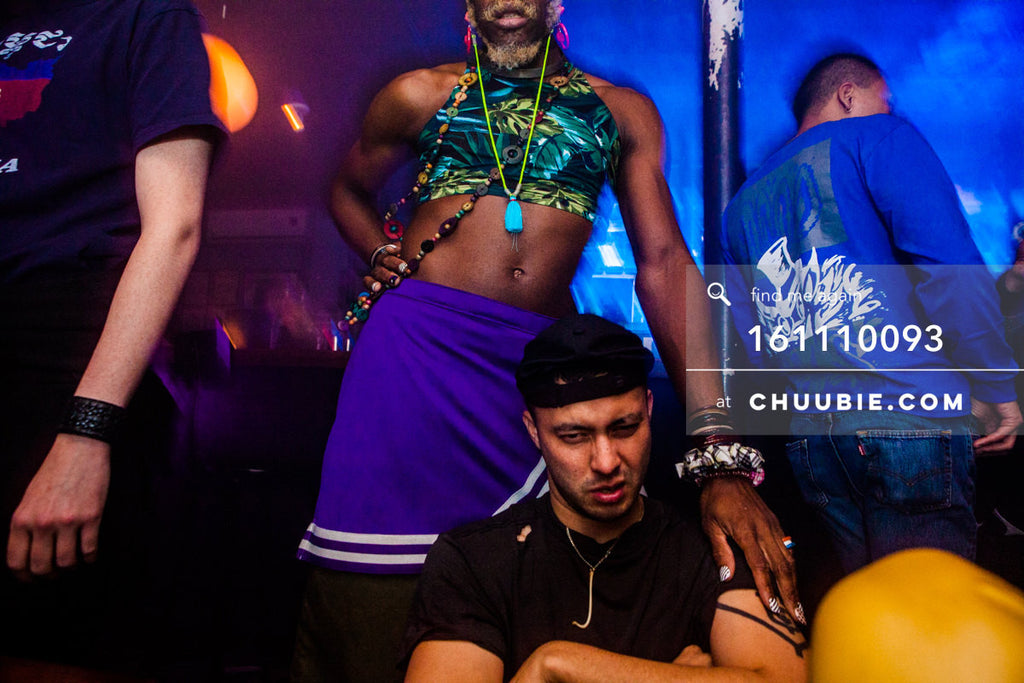 161110093 | Turning out the fashion poses with muses Xander & Frankie Sharp. Bushwick, Brooklyn
— at BROM... | Team Chuubie