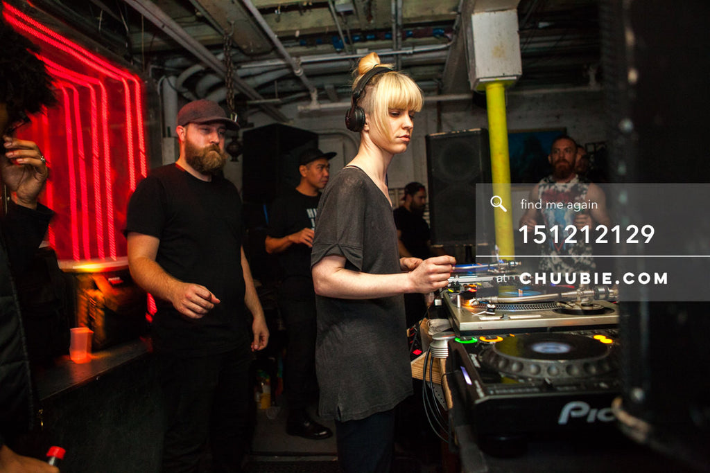 151212129 | 
DJ Volvox (Discwoman) at decks w/ Sevron (Hugo Ball / Smartbar), Mike Servito at red light Brook... | Team Chuubie