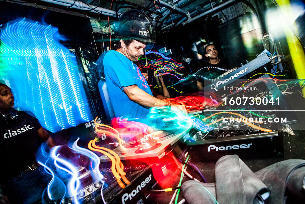 160730041 | DJ Donny Burlin mid-action light trails with John Ciafone (Chiapet) and Lem Springsteen of Mood i... | Team Chuubie