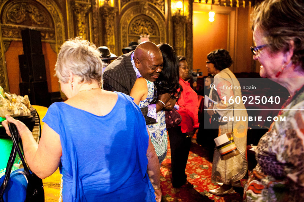 160925040 | 
Post sermon greetings with audience and musical director, Tim McAfee-Lewis.
United Palace House ... | Team Chuubie